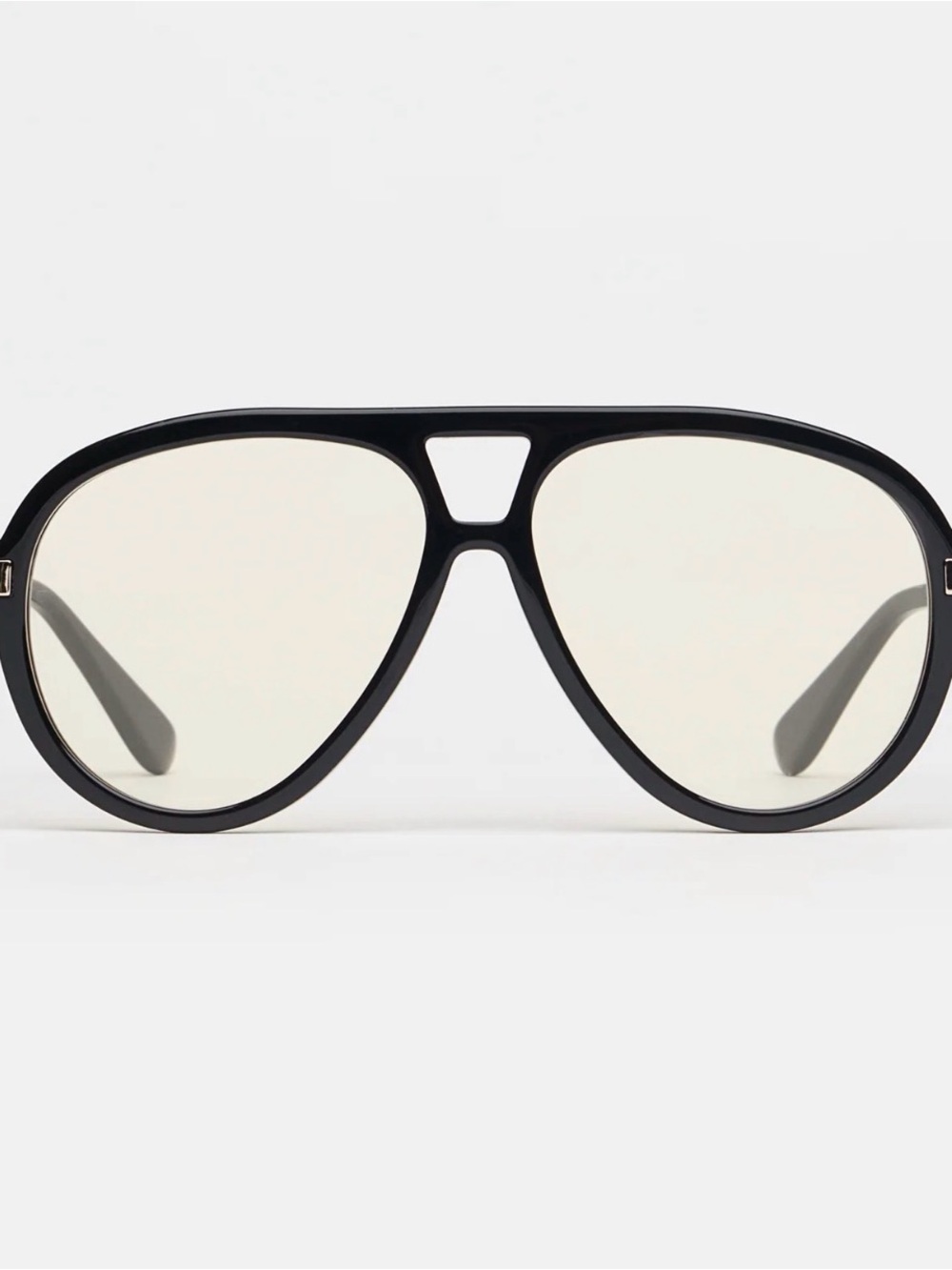 Black Oversized Aviator Women’s Sunglasses - Picture 7 of 8